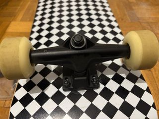 Skate con herramientas