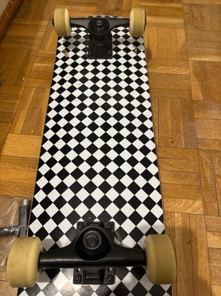 Skate con herramientas