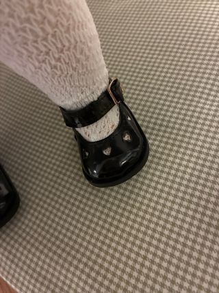 Zapatos charol negro mariquita P