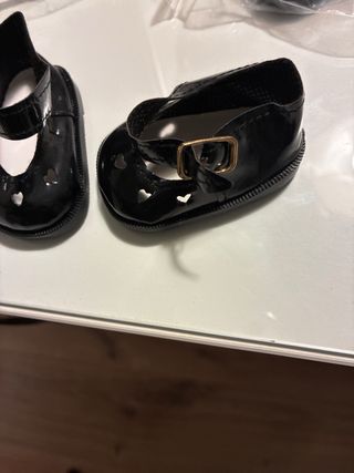 Zapatos charol negro mariquita P