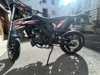 Moto Rieju MRT 50 cc