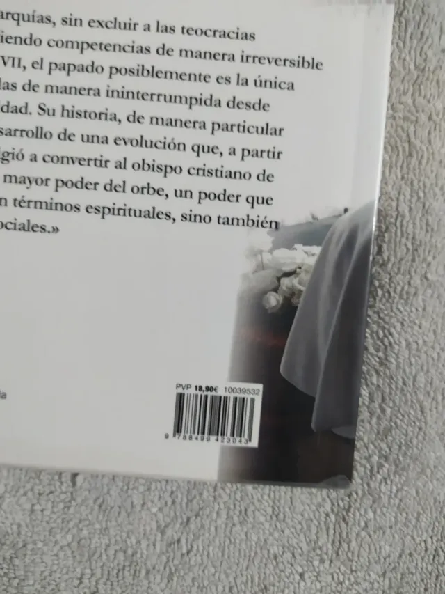 Pontífices: De las persecuciones al papa Francisco