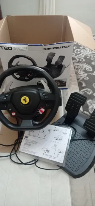 Volante Thrustmaster T80 Ferrari 488 GTB