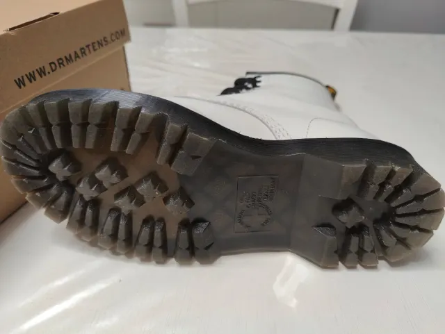 Scarponcini Dr. Martens bianchi