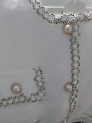 Chaqueta Blanca Perlas y Cadena