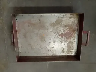 Recogedor de líquidos metálico