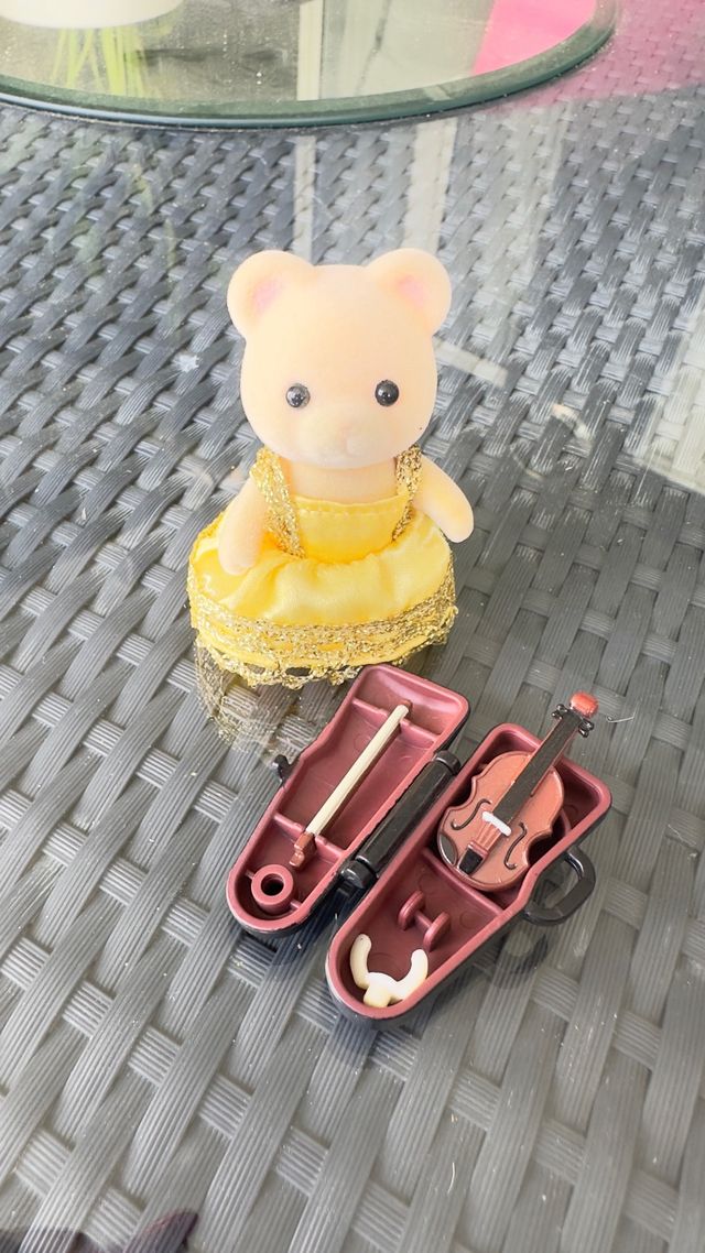 Sylvanian Families Oso con violín