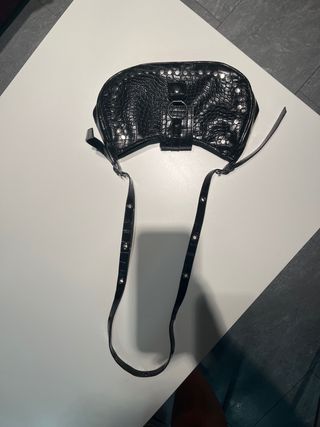 Bolso de hombro negro pequeño
