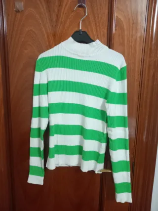 Jersey de rayas verde y blanco