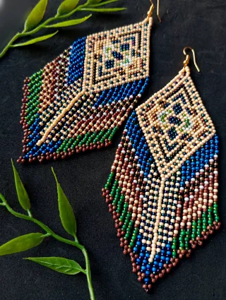 Pendientes largos boho chic flecos