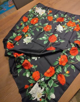 Foulard in pura seta donna 75x75