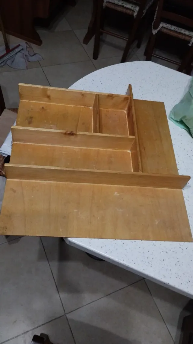 Portaposate in legno