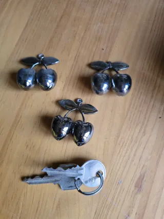 Pins de discoteca Pacha.