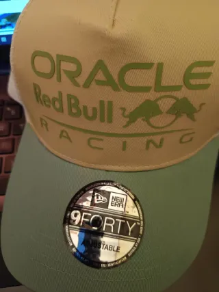Gorra New Era Red Bull Racing Beige/Verde