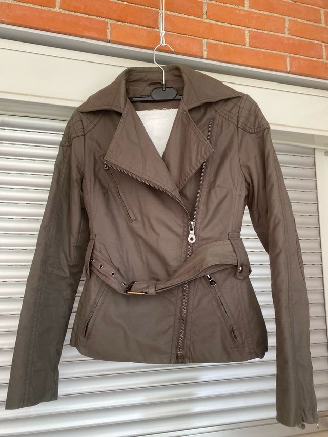 Chaqueta Zara marrón