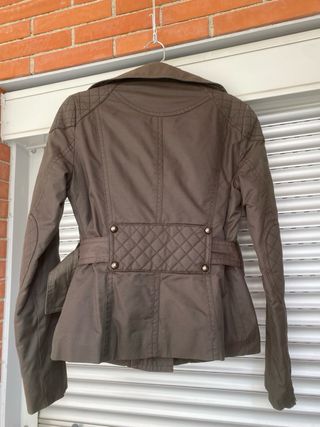 Chaqueta Zara marrón