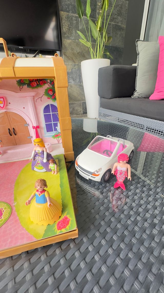 Lote Playmobil maletín Castillo Princesas y Coche