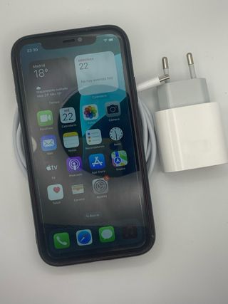 iPhone 11 rosso 128 GB