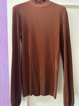 Camisa plisada manga abullonada