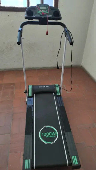 Cinta de correr Cecotec 1000W Dynamic Speed. Nueva