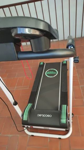 Cinta de correr Cecotec 1000W Dynamic Speed. Nueva