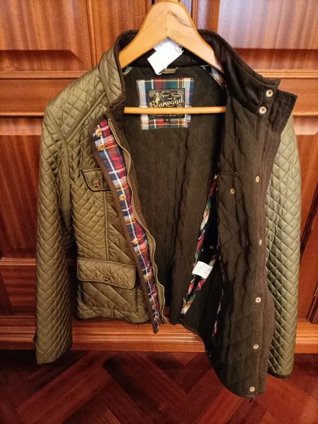 Chaqueta acolchada mujer verde sin estrenar ajusta