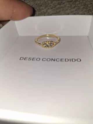 Anillo oro diseño de corazón