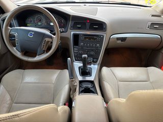 Volvo V70 D5 Manual