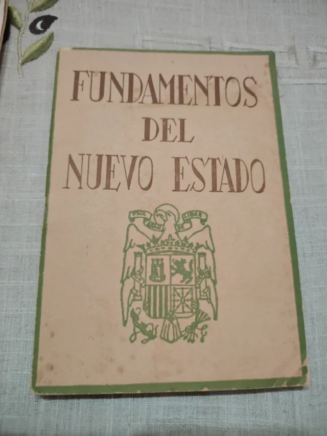 Lote Antigüedades Época Franquista