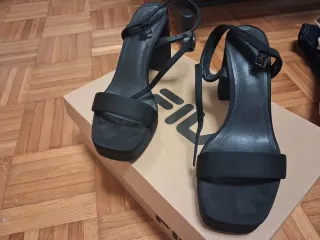Sandalias tacón ancho negras