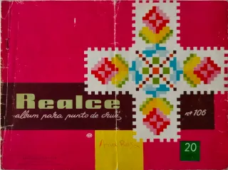 Cuadernillos de labores de punto de cruz