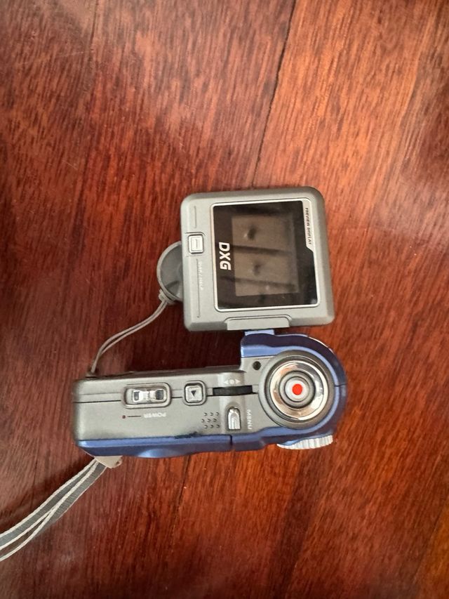 Cámara de video DXG