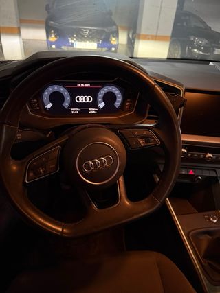 Audi Al Sportback adrenalin 30 TFSI S-Line (116CV)