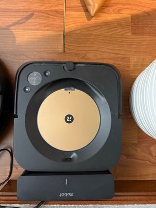 Robot friegasuelos iRobot Braava Jet M6