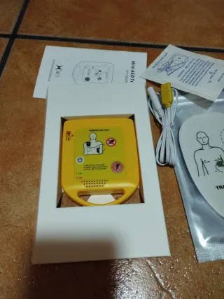Mini entrenador AED trainer