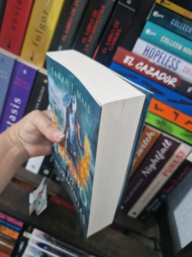 Imperio de tormentas / Empire of Storms (Trono ...