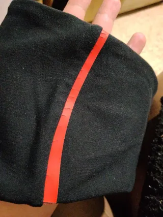 Chaqueta Helly Hansen Negra y Roja