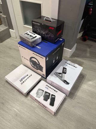 Fanatec Dd pro 8Nm 2 Volantes + Pedales + base ps5