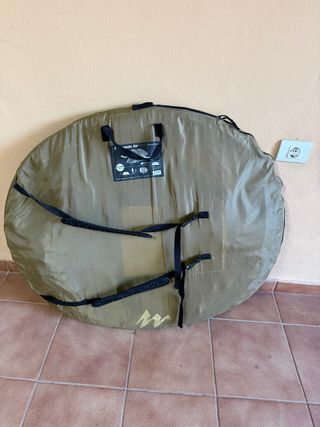 Tienda campaña Decathlon + 2 colchones