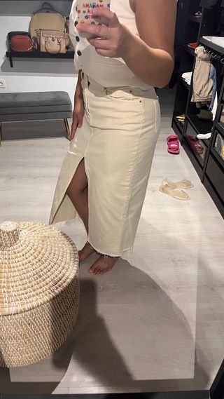 Falda larga Stradivarius beige Talla L