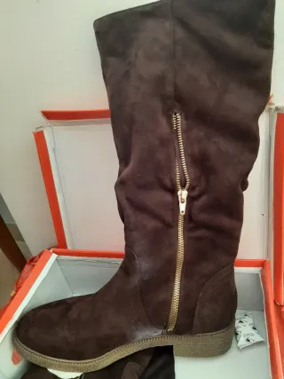 Botas altas marrones