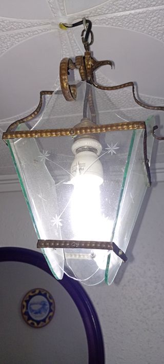 Lámpara de techo de cristal y metal dorado