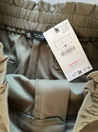 Pantalón Zara Talla L Verde Oliva
