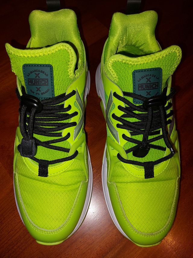 Munich donna 40  come nuove giallo