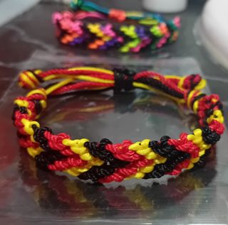 Pulseras espiga tres colores