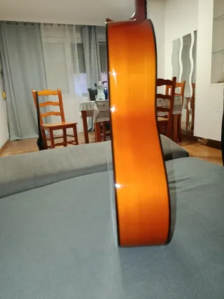 Guitarra Valeriano Bernal Padre