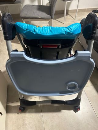 Trona de bebé con estampado divertido