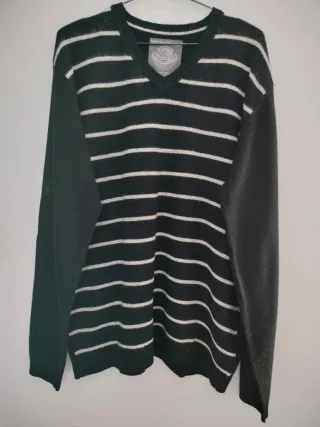 Jersey cuello pico rayas negro y blanco. Talla XXL