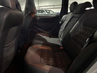 Volvo V70 2.4 Momentum 103 kW (140 CV)