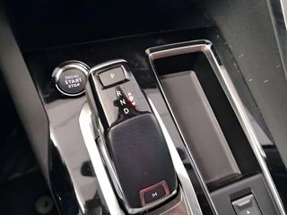 Peugeot 3008 BlueHDi 130 SANDS Allure Pack EAT8 96 kW (130 CV)